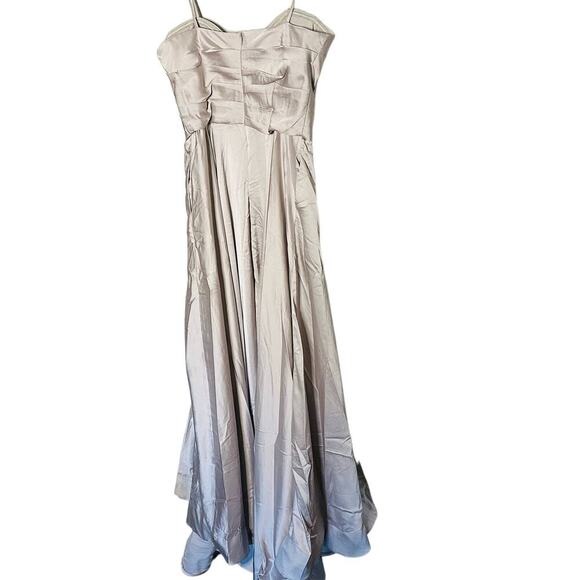 La Femme Pleated Bodice Strapless Silver Satin High Slit Gown Dress size 12 - Picture 5 of 16